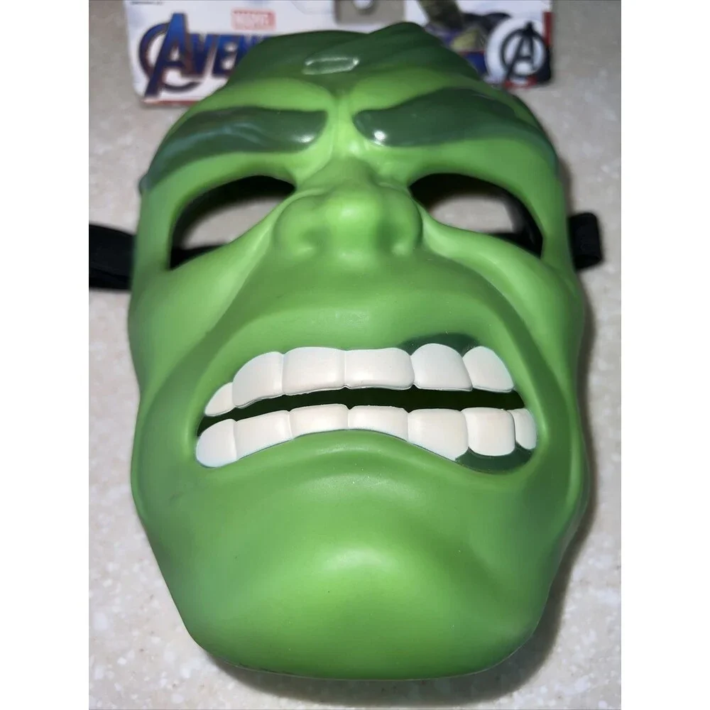 NWT The Incredible HULK Marvel Avengers Hasbro Green Dress Up Play Mask Costume